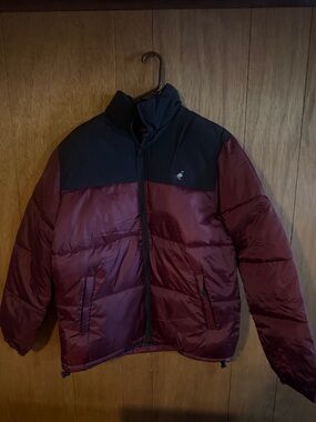 Staple Men's Burgundy and Black  Puffer Jacket